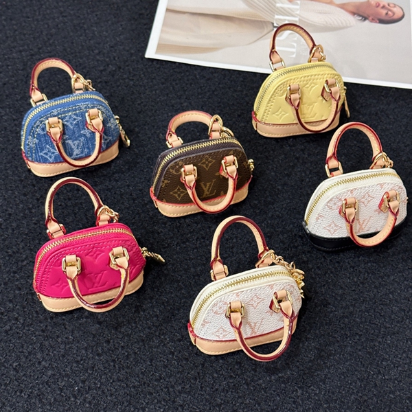 ブランドキーホルダー側面デザイン